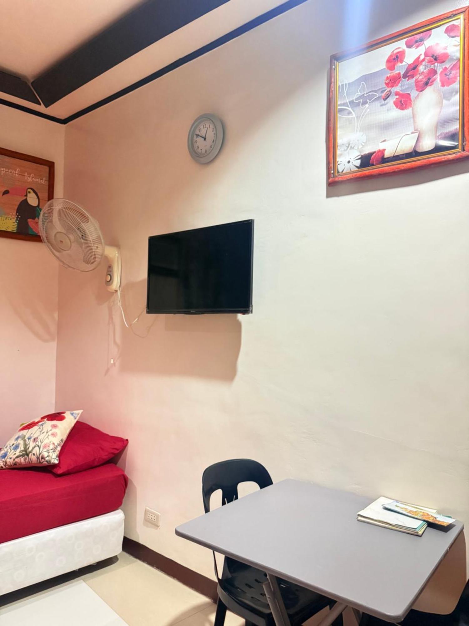 Lolo Bob'S Bed And Breakfast 爱妮岛 外观 照片