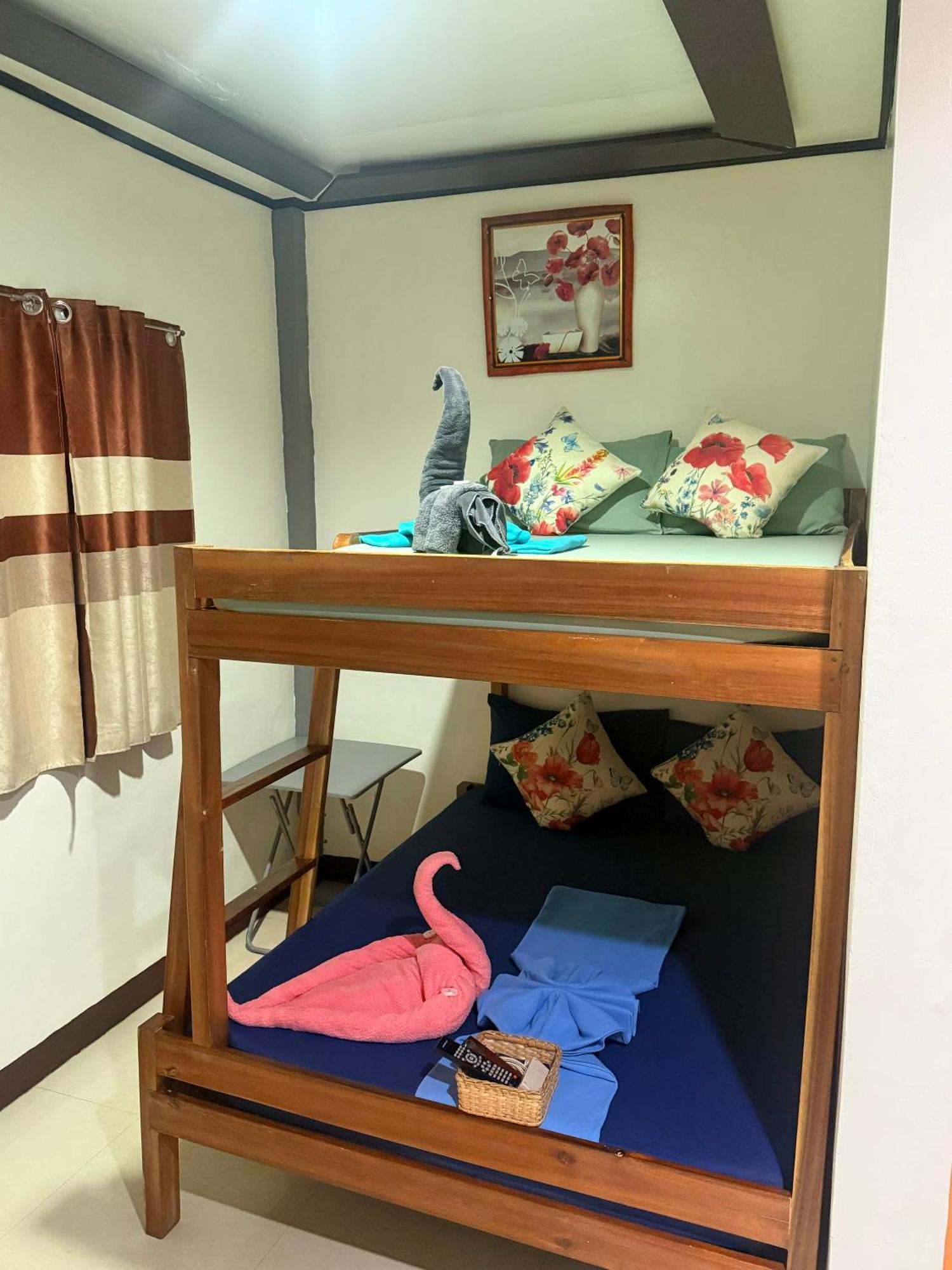 Lolo Bob'S Bed And Breakfast 爱妮岛 外观 照片