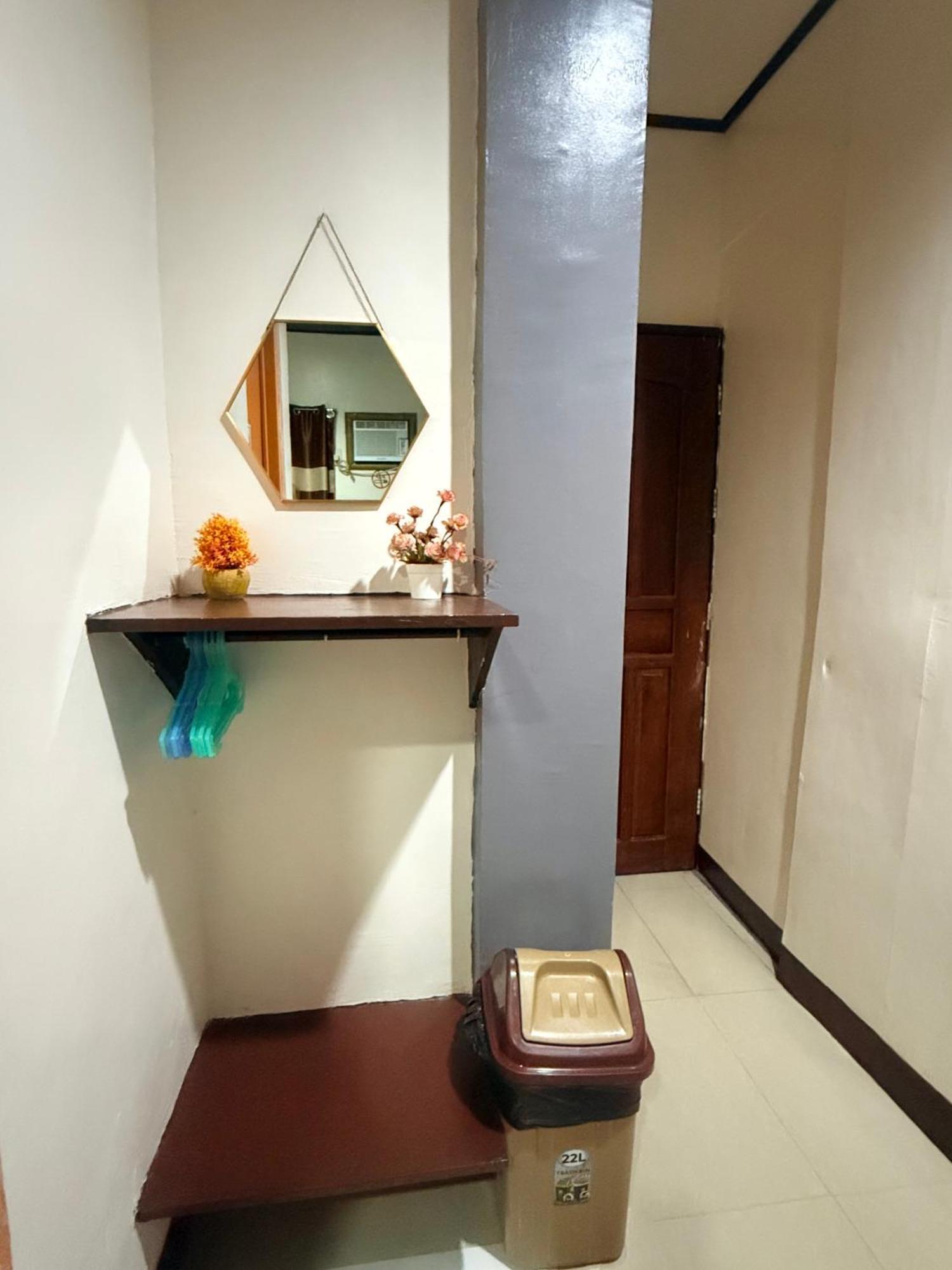 Lolo Bob'S Bed And Breakfast 爱妮岛 外观 照片