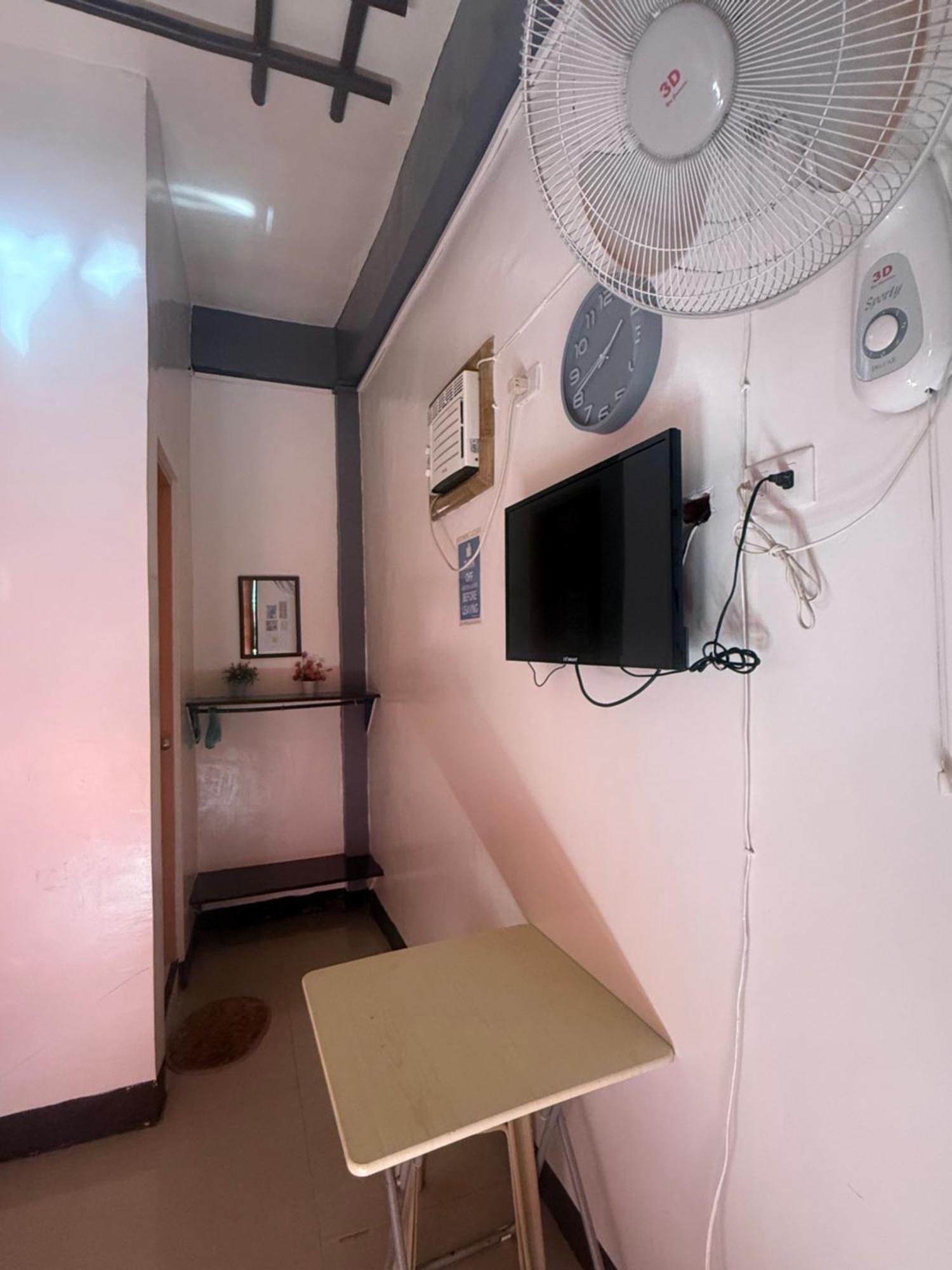 Lolo Bob'S Bed And Breakfast 爱妮岛 外观 照片