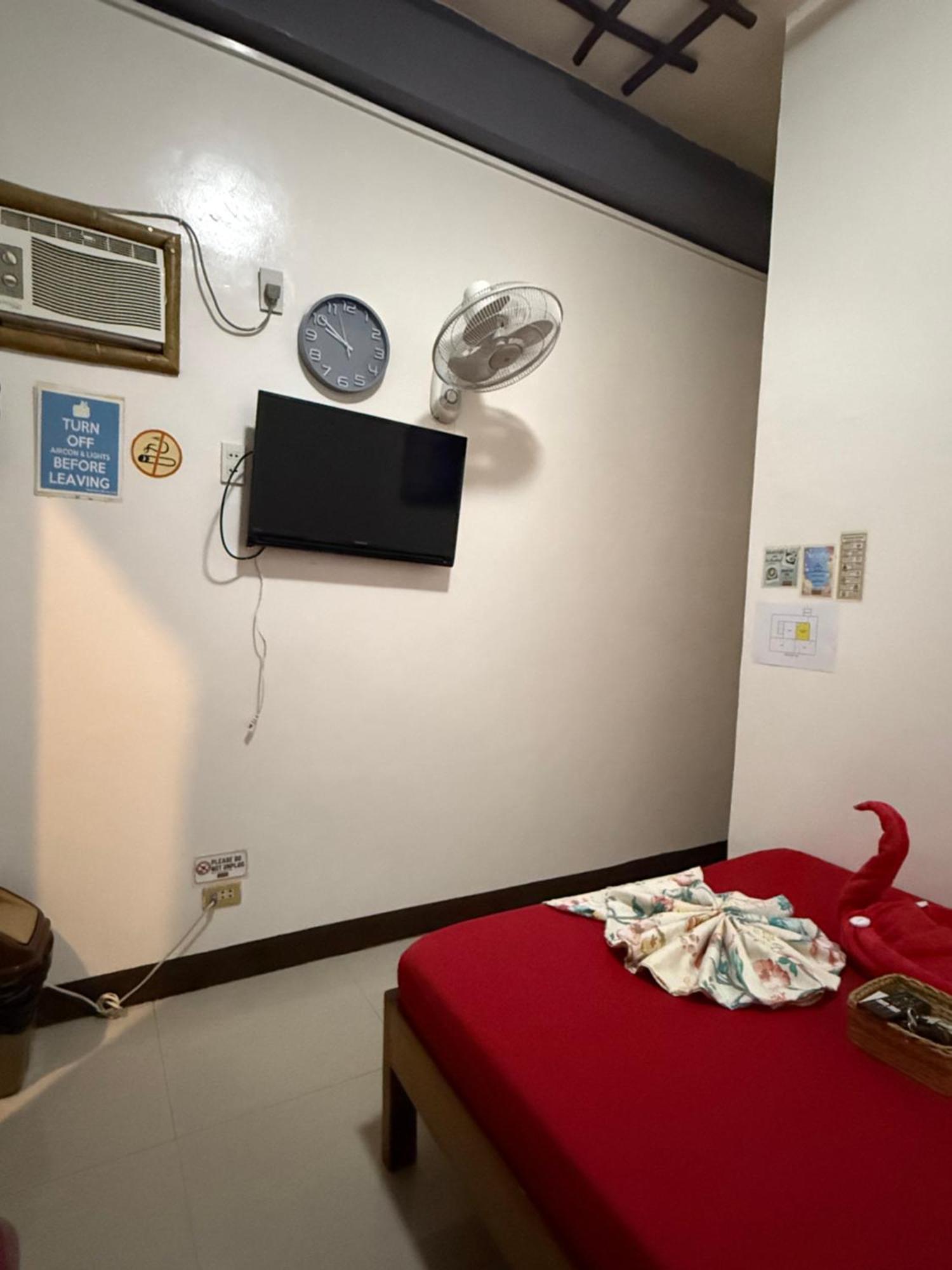 Lolo Bob'S Bed And Breakfast 爱妮岛 外观 照片