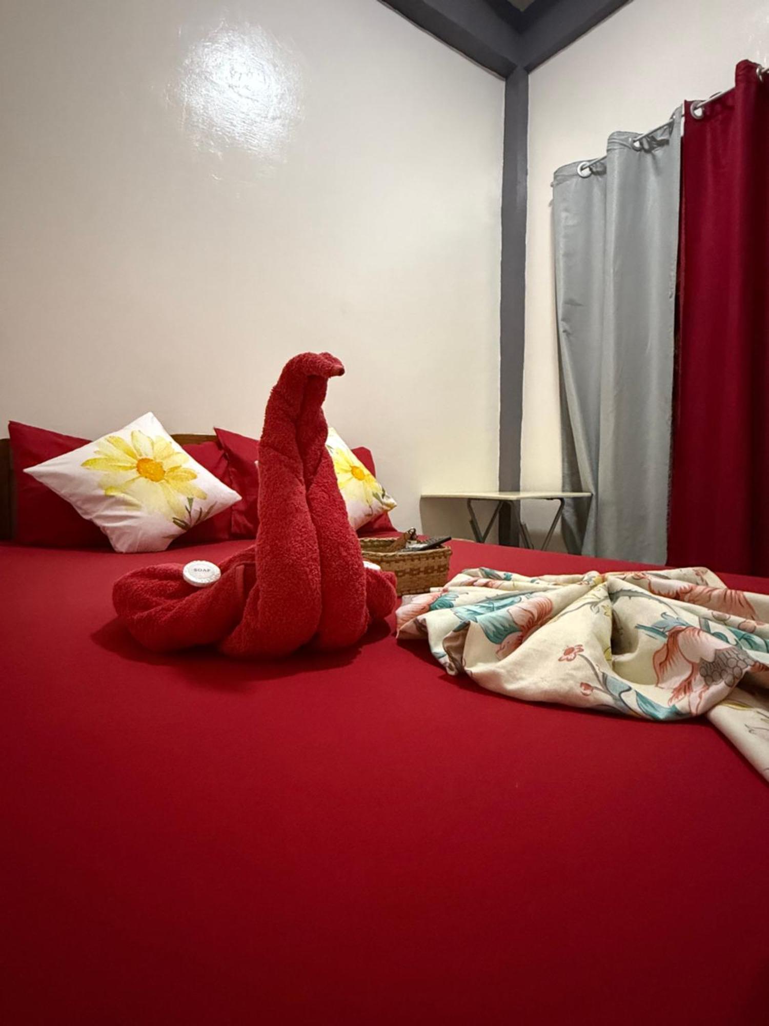 Lolo Bob'S Bed And Breakfast 爱妮岛 外观 照片