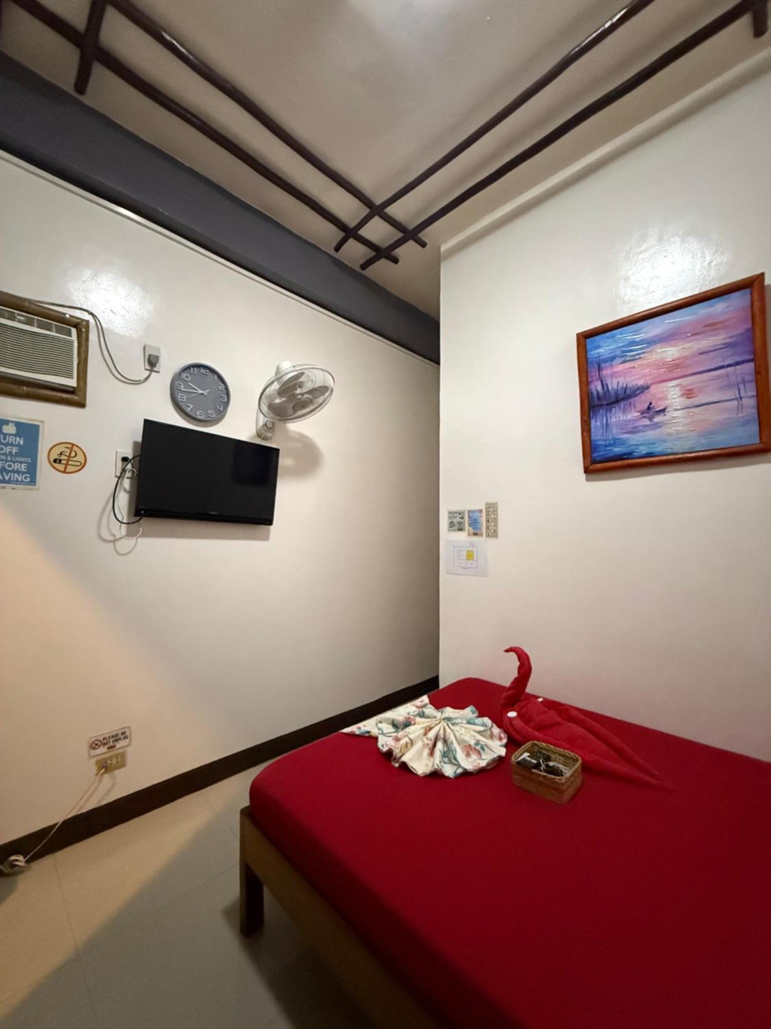 Lolo Bob'S Bed And Breakfast 爱妮岛 外观 照片